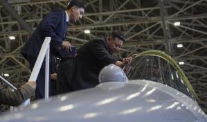 Kim Jong-un se muestra impresionado por su visita a fábricas de aviones rusas
