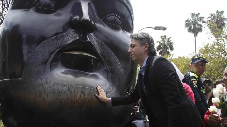 Medellín expresa su amor a Fernando Botero con un homenaje en su emblemática plaza