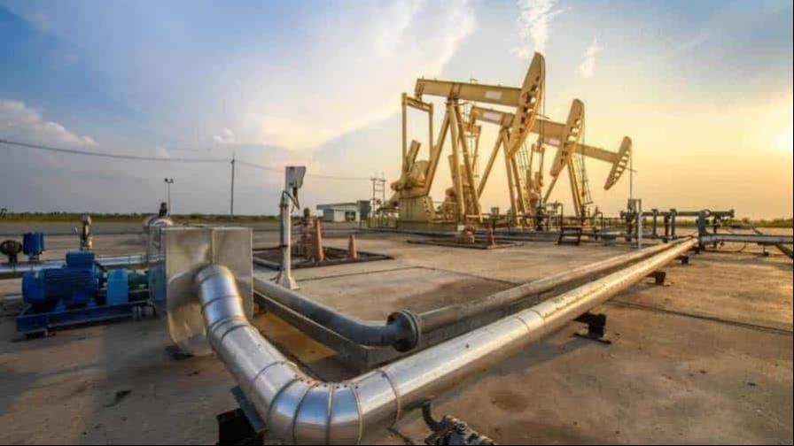 El petróleo de Texas se coloca en 90.27 dólares el barril
