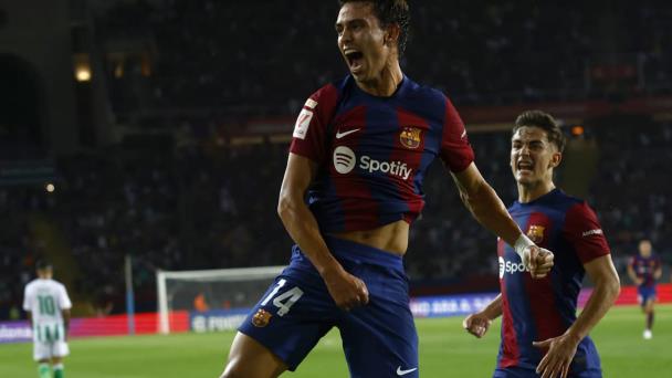 João Félix brilla y el Barcelona se da un festín en casa de 5-0 ante el Betis