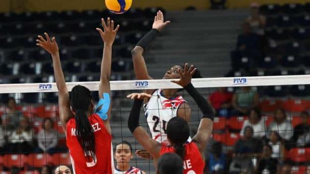 Las Reinas del Caribe tropiezan ante Chequia en el preolímpico