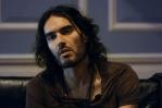 Russell Brand niega en un vídeo unas supuestas acusaciones criminales contra él