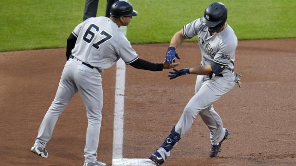 Giancarlo Stanton conecta jonrón; Yanquis doblegan 6-3 a Piratas