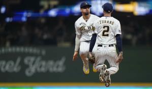 Grand slam de Canha en la 8va da a Cerveceros victoria de 9-5 sobre Nacionales