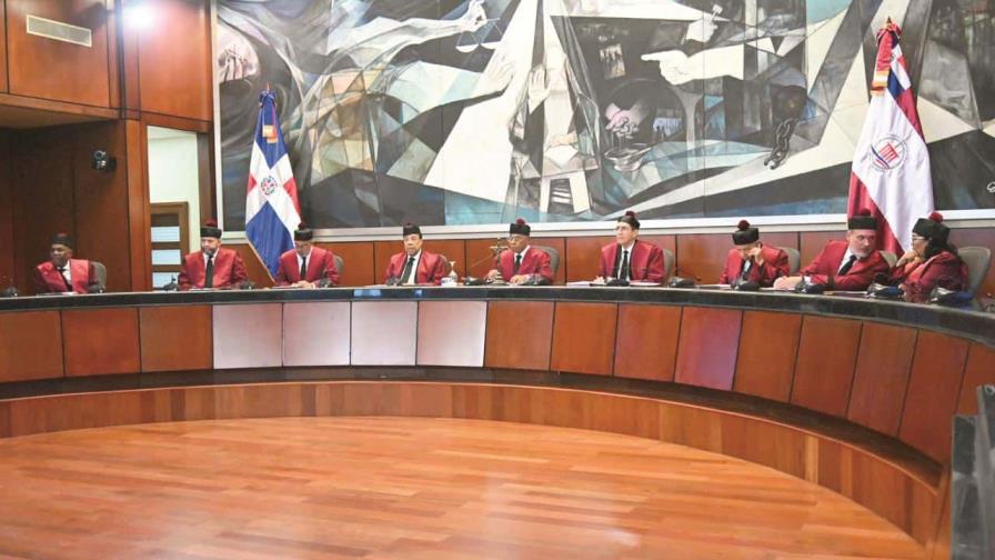 Cinco jueces del Tribunal Constitucional dejan sus funciones en diciembre