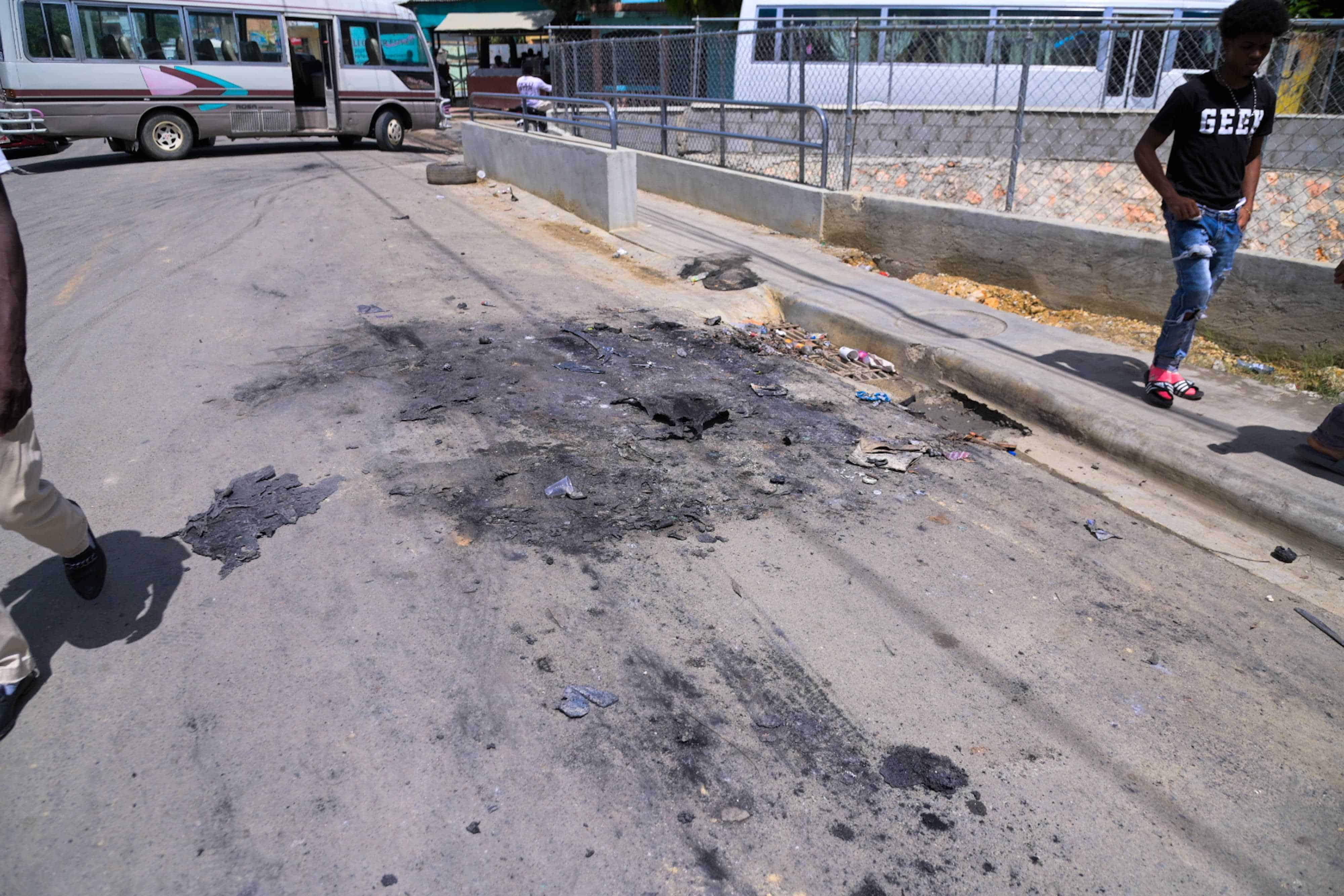 En San Luis lamentan muerte de dos niñas y un adulto.