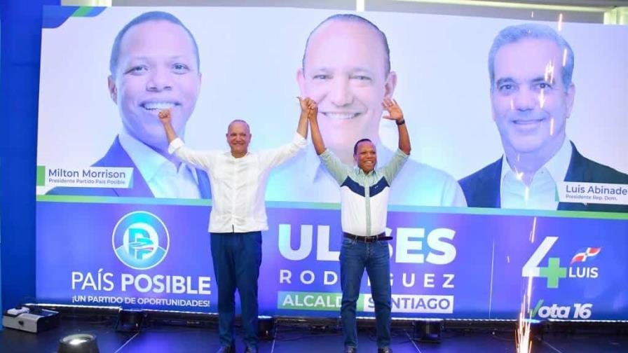 País Posible proclama a Ulises Rodríguez como su candidato a alcalde por Santiago
