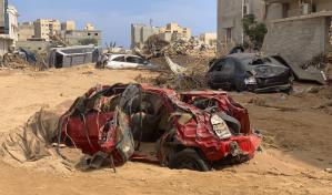 Mueren cinco socorristas griegos que acudieron a ayudar por las inundaciones en Libia