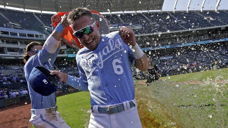 Reales remontan en el 8vo y vencen a Guardianes