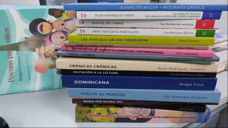 Editora Nacional toma impulso con nuevas obras en la Feria Internacional del Libro
