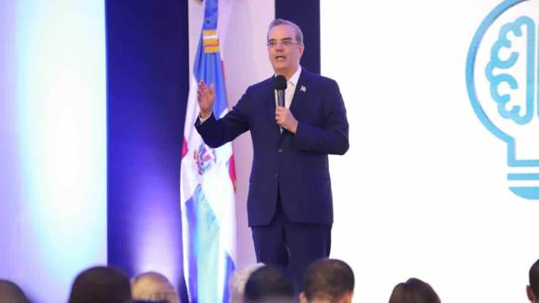 Abinader dice en Nueva York que cierre fronterizo protege de las bandas haitianas