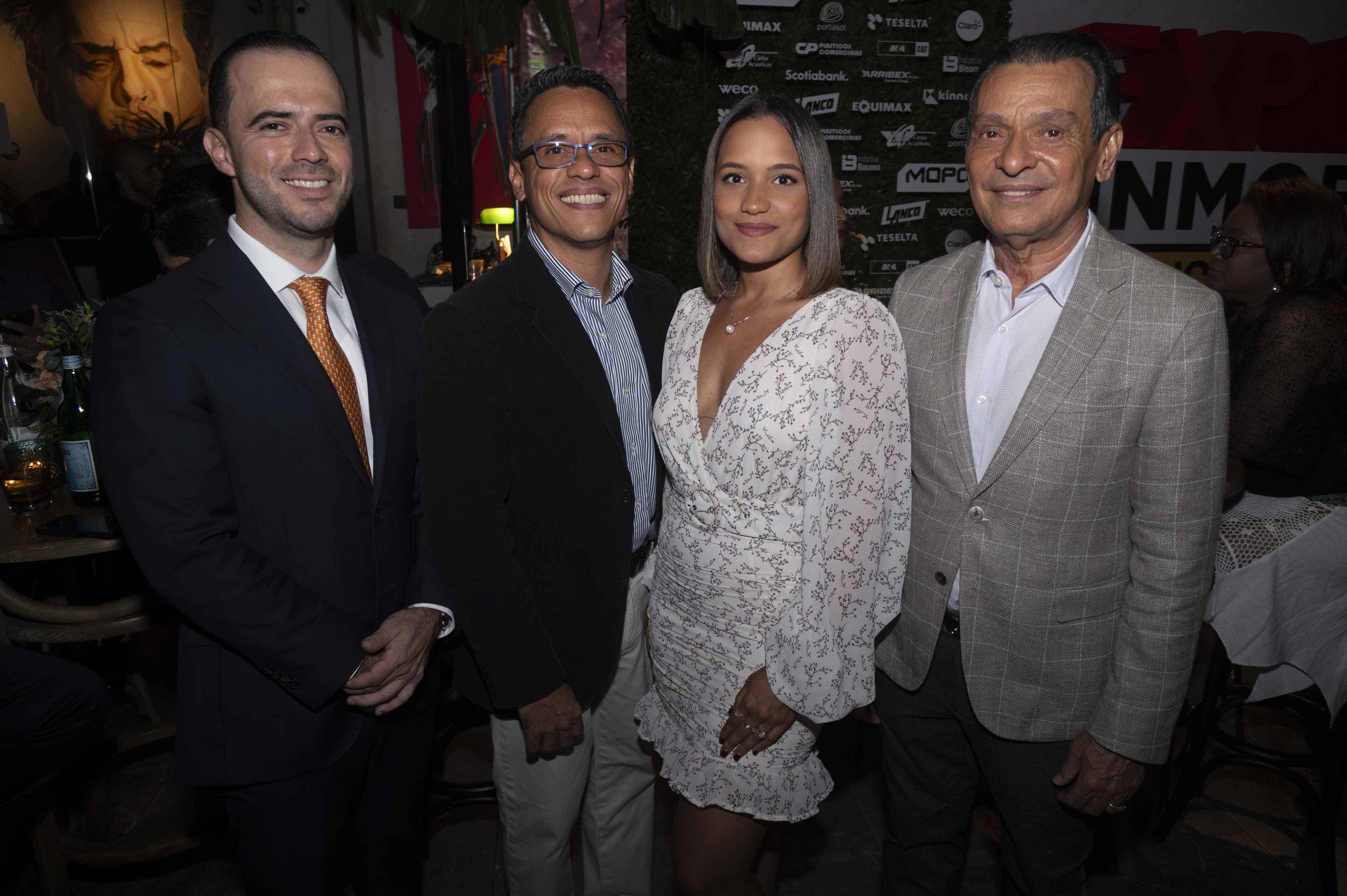 Diego García, Francis Abreu, Anabell Abreu y Francisco Abreu.