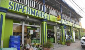 Ventas caen en negocios de Pedernales por cierre de la frontera