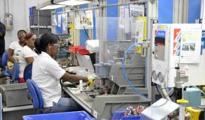 Exportaciones de zonas francas crecieron apenas 1.5 % en agosto
