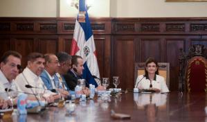 Vicepresidenta Raquel Peña encabeza asamblea de Consejo de Ministros