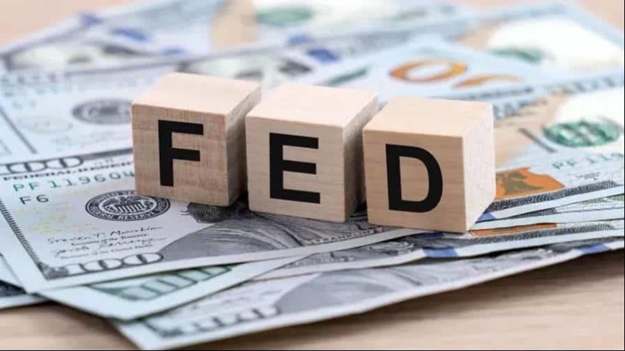 Comienza reunión de la Fed con expectativa de tasas estables