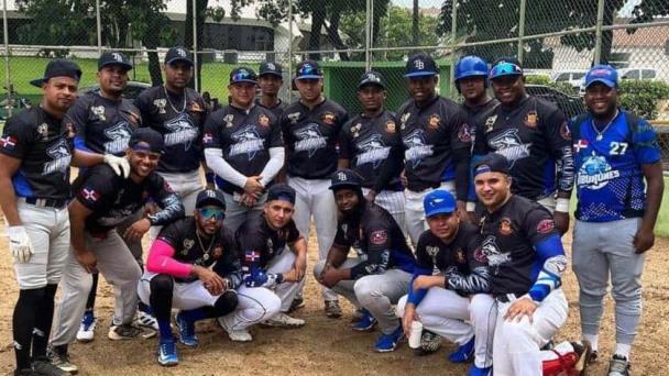 Monarcas 2015 y Tiburones 2018 a la final de LISOA