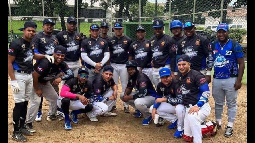 Monarcas 2015 y Tiburones 2018 a la final de LISOA