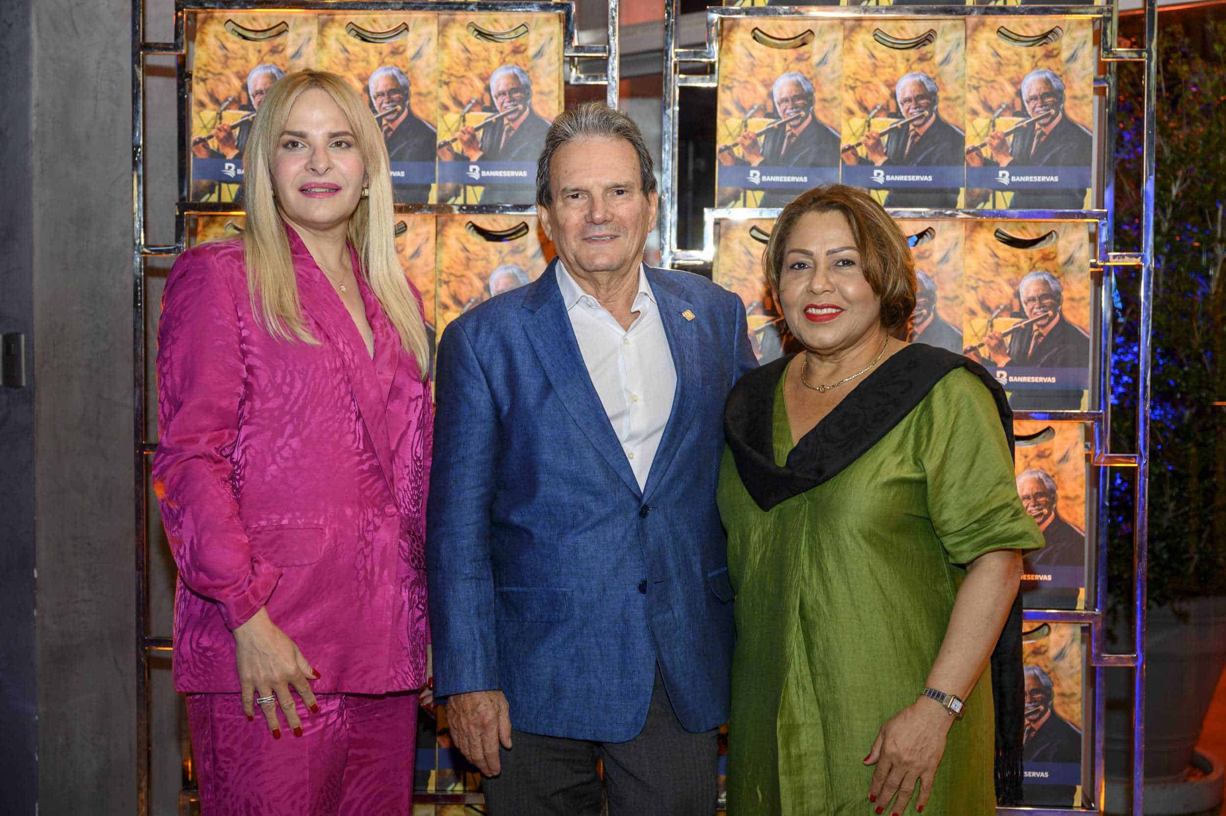 Doris Laura Uribe, Modesto Sánchez y Blanca Antigua.