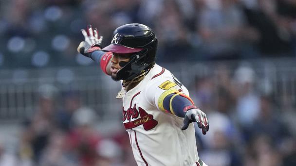 Acuña se acerca a club 40-60; Bravos doblegan a Filis