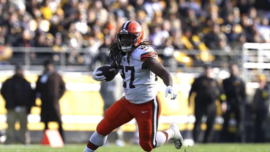 Kareem Hunt regresa a los Browns tras lesión de Nick Chubb