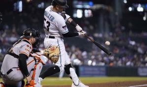 Carroll llega a 25 jonrones y 50 robos en triunfo de Diamondbacks sobre Gigantes