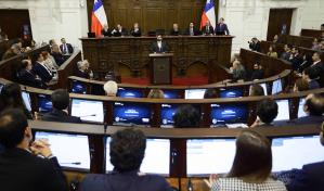 El Consejo Constitucional de Chile aprueba polémicas enmiendas para mujeres y migrantes