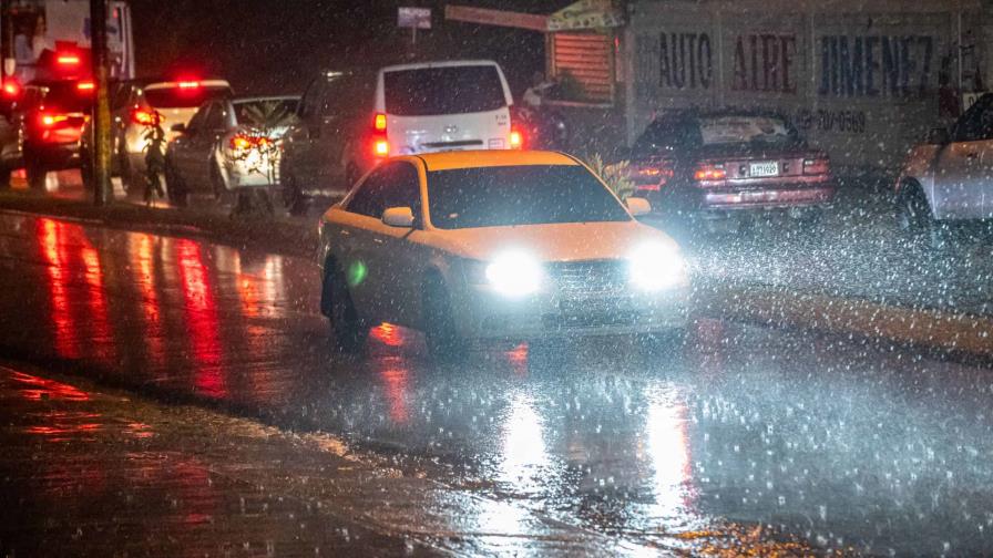 Lluvias por incidencia de vaguada caen en Santo Domingo y en otros puntos del país