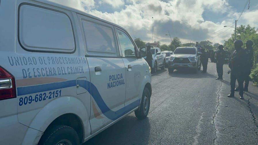Agentes policiales matan hombre durante allanamiento en comunidad de Moca
