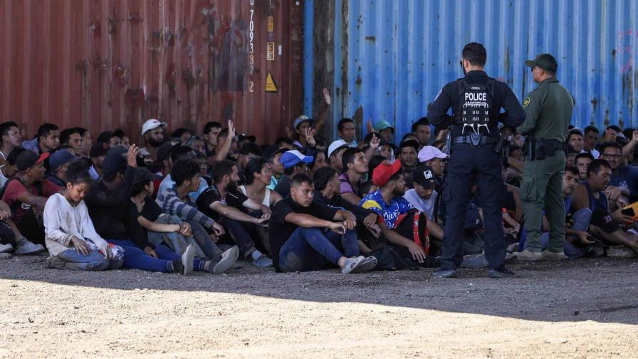 Frontera de Texas registra nueva ola masiva de migrantes y la muerte de dos, incluido un niño
