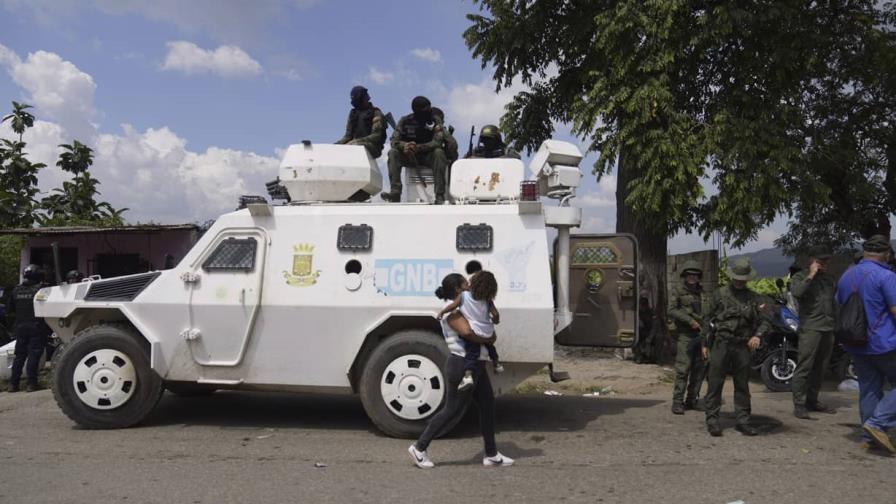 Venezuela: Confirman el deceso de un militar y la detención de 4 funcionarios durante toma de cárcel