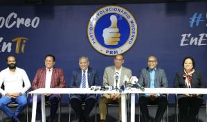 El PRM da a conocer a sus siete candidatos a diputados de ultramar