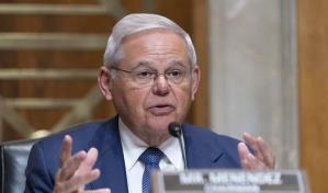 El senador estadounidense Bob Menéndez, declarado culpable de corrupción