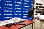 Policía de NY incauta armas y drogas en una casa de Queens; un niño estaba en el lugar