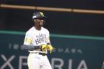 Dominicano en Japón es comparado con Julio Rodríguez Dominicano en Japón es comparado con Julio Rodríguez