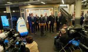 Un robot policía patrullará la estación de metro de Times Square