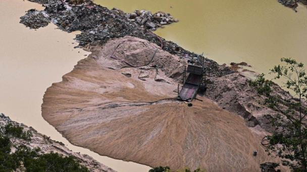 La minería ilegal se disparó en la Amazonía brasileña en el último año de Bolsonaro