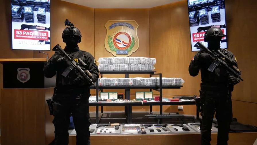 Apresan dominicano acusado de liderar red de narcotráfico; decomisan drogas, armas y vehículos