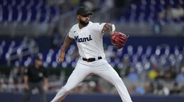 Sandy Alc&aacute;ntara va por su noveno triunfo para cerrar un junio hist&oacute;rico de los Marlins