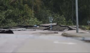 Tres heridos al hundirse un tramo de una autopista en Suecia