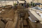 Arqueólogos encuentran decenas de antiguas tumbas en Gaza Arqueólogos encuentran decenas de antiguas tumbas en Gaza