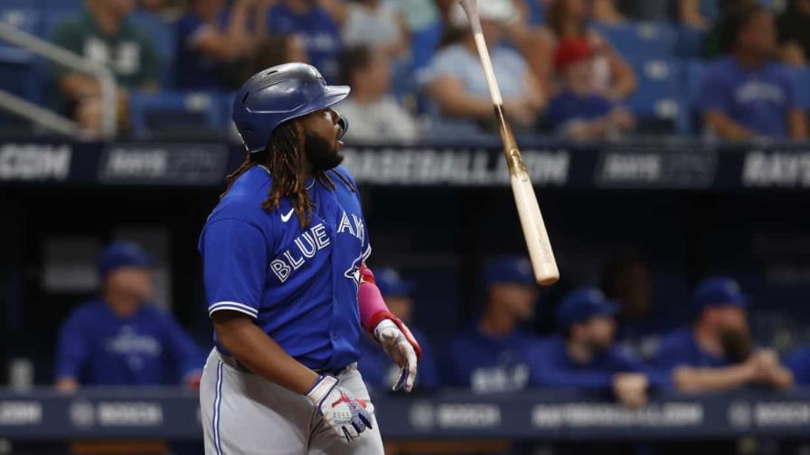 Vladimir Guerrero Jr. pega 2 cuadrangulares