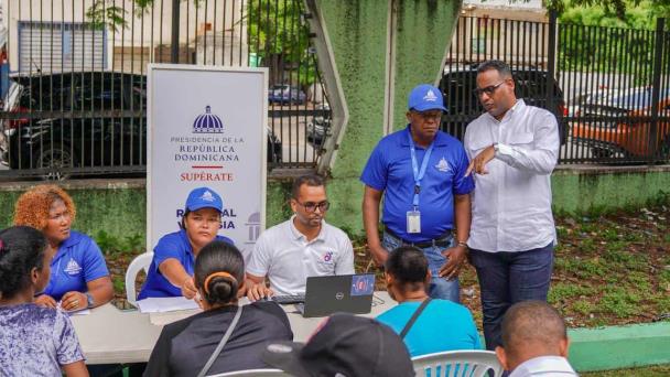El gobierno dará bono de RD$20 mil a afectados por explosión en San Cristóbal