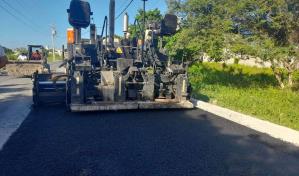 Obras Públicas inicia asfaltado en el distrito municipal de Verón, en La Altagracia