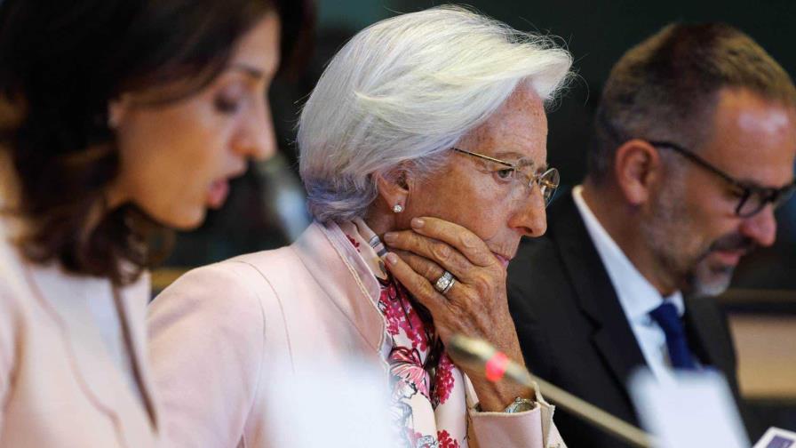 Lagarde mantiene que los tipos seguirán altos tanto tiempo como sea necesario