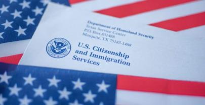 Grupos de Nueva York alertan del miedo entre inmigrantes por nueva regla de carga p&uacute;blica