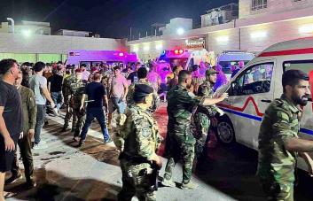 Al menos un centenar de muertos por un incendio durante una boda en Irak