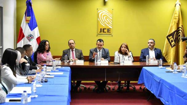 JCE en fase final del montaje de las primarias del PRM