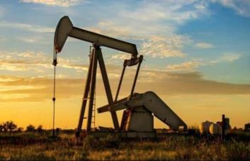 El petróleo de Texas abre con baja de 0.39 % y se aleja de los US$90 por barril