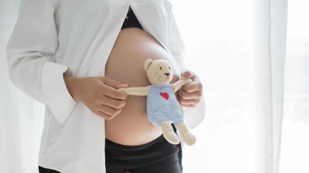 Los datos que sostienen una baja del embarazo en adolescentes en RD, según la ONE